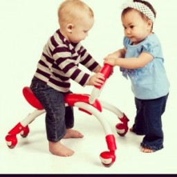 ХОДУНКИ - ХОДИЛКА ДЛЯ АКТИВНЫХ ДЕТОК PEWI